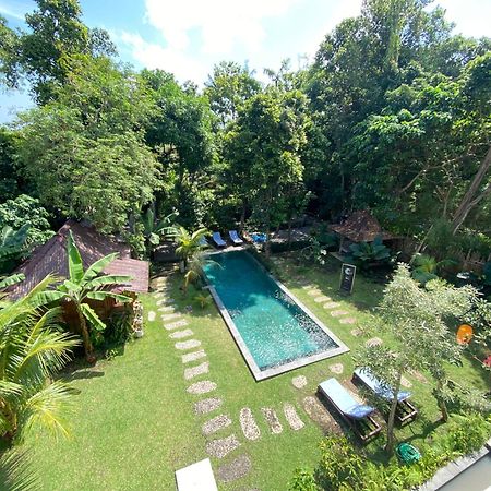 Mahamustika Riverside Canggu  Exterior photo