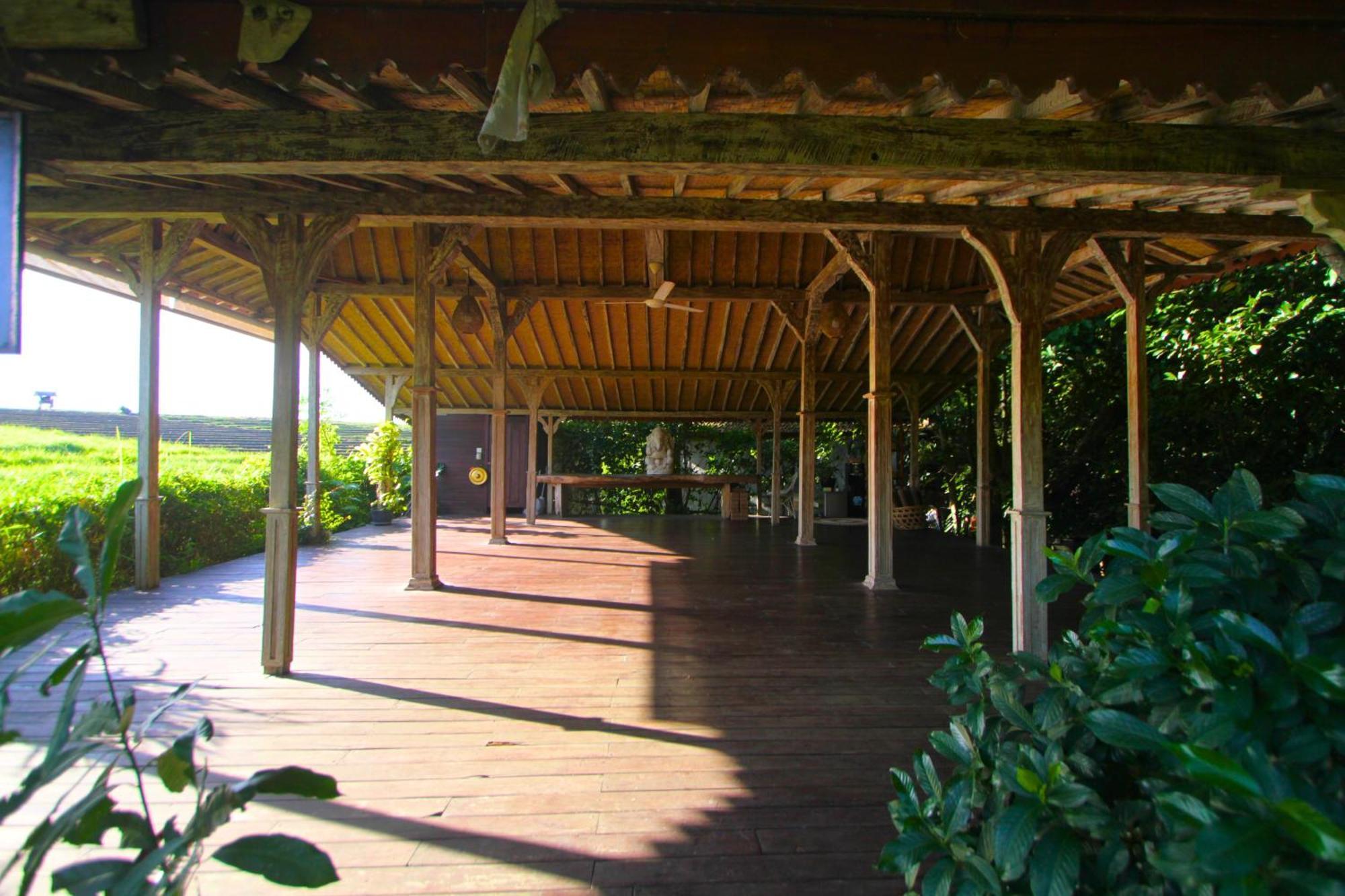 Mahamustika Riverside Canggu  Exterior photo